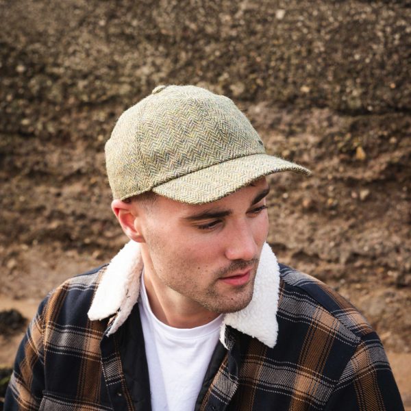 Tweed Baseball Style Cap with Earflaps - Image 23