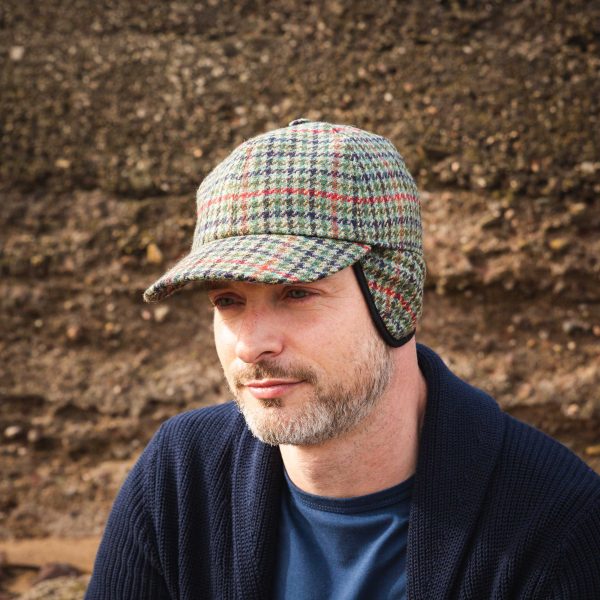 Tweed Baseball Style Cap with Earflaps - Image 39