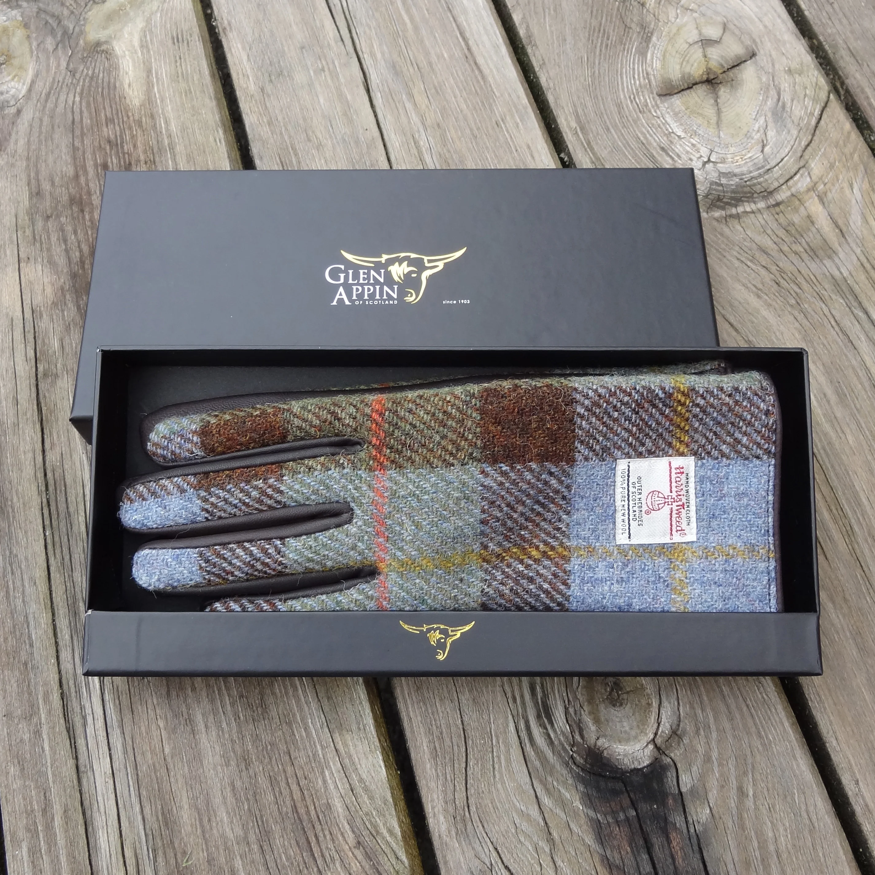Womens Harris Tweed and Brown Leather Gloves - Gift Boxed - Image 3