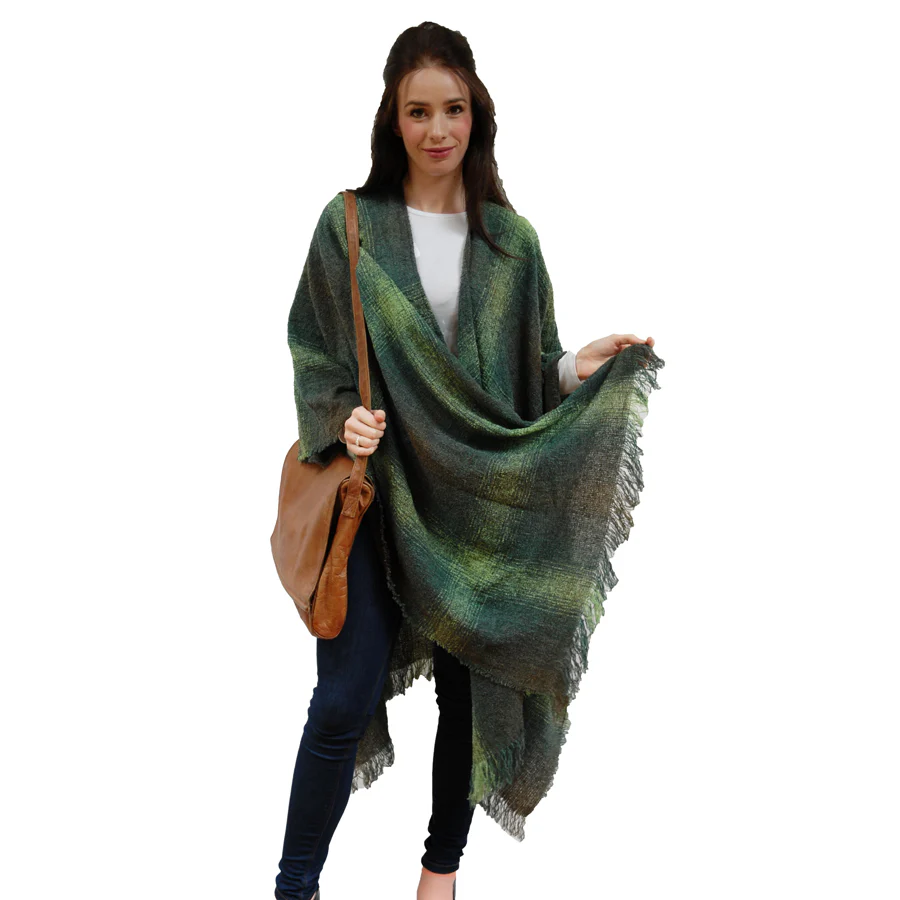 Women's Lambswool Celtic Ruana - Image 3