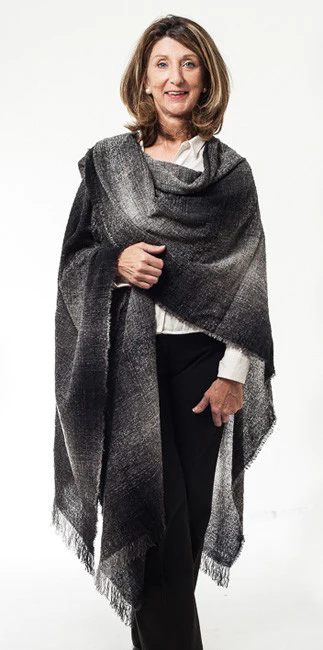 Women's Lambswool Celtic Ruana - Image 4